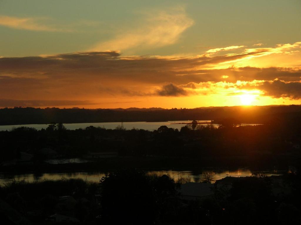 Manor Views Nz Hotel Huntly Ngoại thất bức ảnh